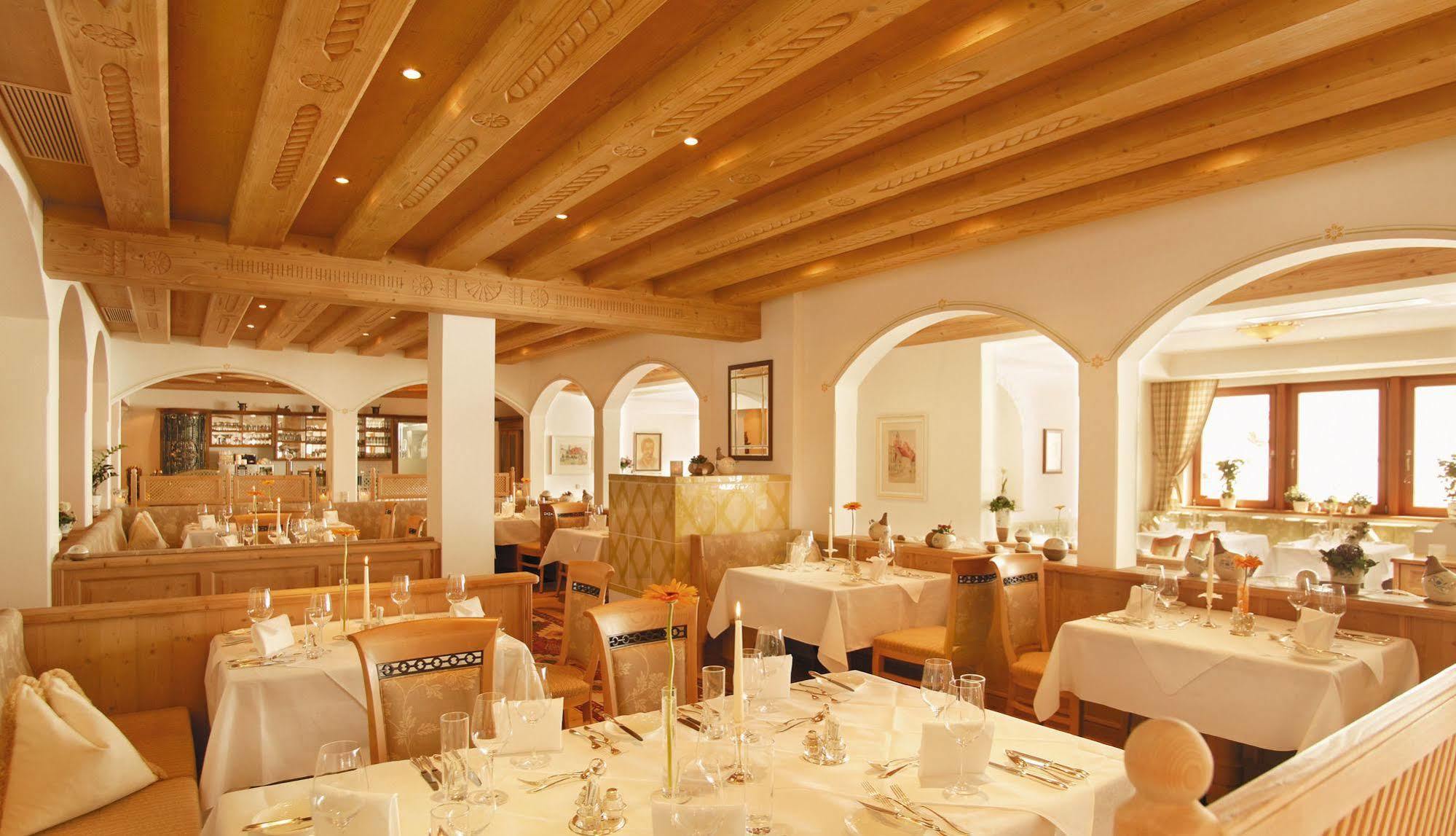 Hotel Alpenhof Тукс Екстер'єр фото